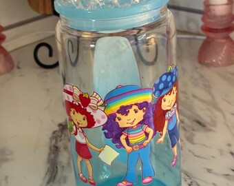 16 oz bosbessenombréglas met Strawberry and Friends-ontwerp en op maat gemaakt deksel