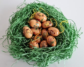 Vintage Erzgebirge Easter set of 12 colorful eggs Folk art hand painted made in East Germany German Easter Wooden decoration