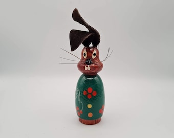 Vintage Erzgebirge Easter bunny German Wooden decoration folk art hand painted made in East Germany