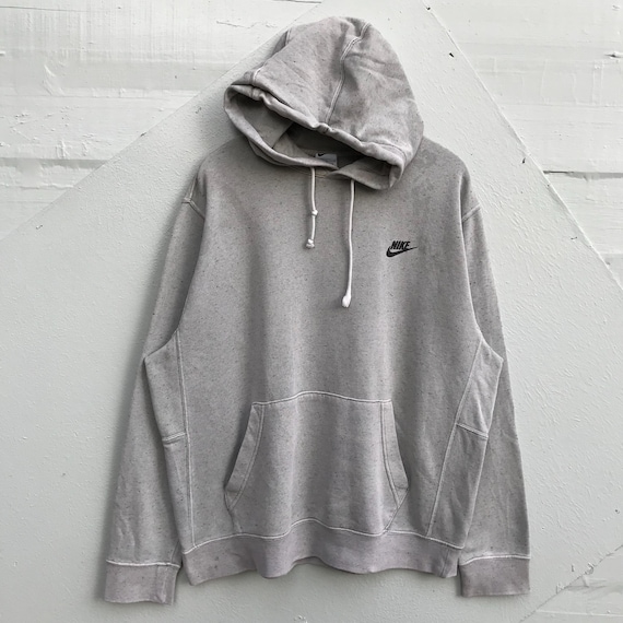 grey nike vintage hoodie