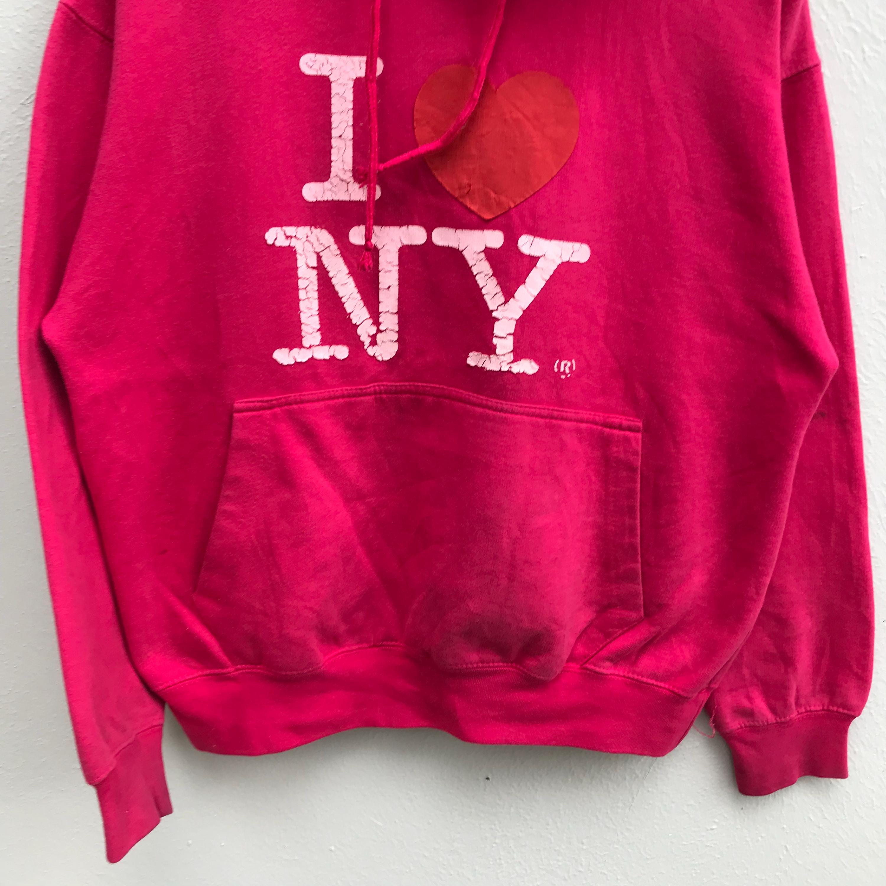 ヴィンテージピンクの「I LOVE NY」パーカー、サードコレクション、S 