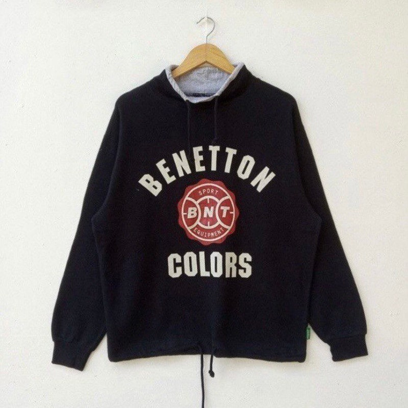 Vintage UNITED COLORS OF BENETTON sweatshirt, made in Italy, men's size XXL. unclear black type Vintage Second Hand