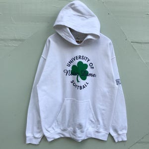 Vintage University of Notre Dame Hoodie, Softball Team Sweater, White Lucky Shamrock Hoodie, College Sportswear 90s, Irish Pride Gift