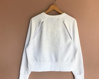 Small, Vintage Nike Dri-Fit White CropTop Sweatshirt, Lightweight Athletic Pullover, Retro Women's Sportswear