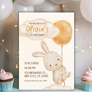 Convite de aniversário de coelho editável | Modelo de convite de aniversário neutro para festas e comemorações infantis | Convite de festa para imprimir