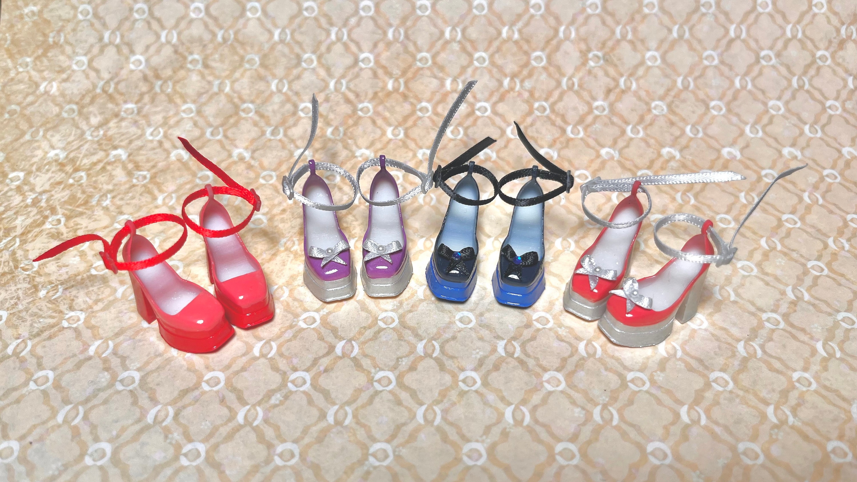 Barbie doll high outlet heel shoes