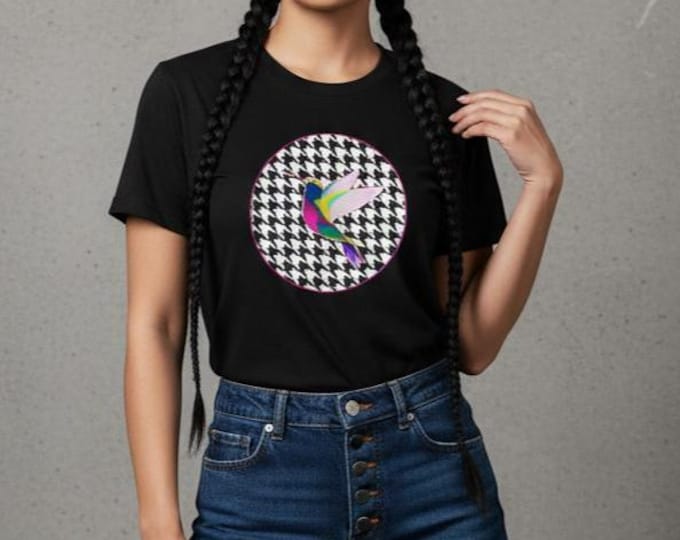 Hummingbird and Houndstooth pattern, Vibrant Graphic Tee