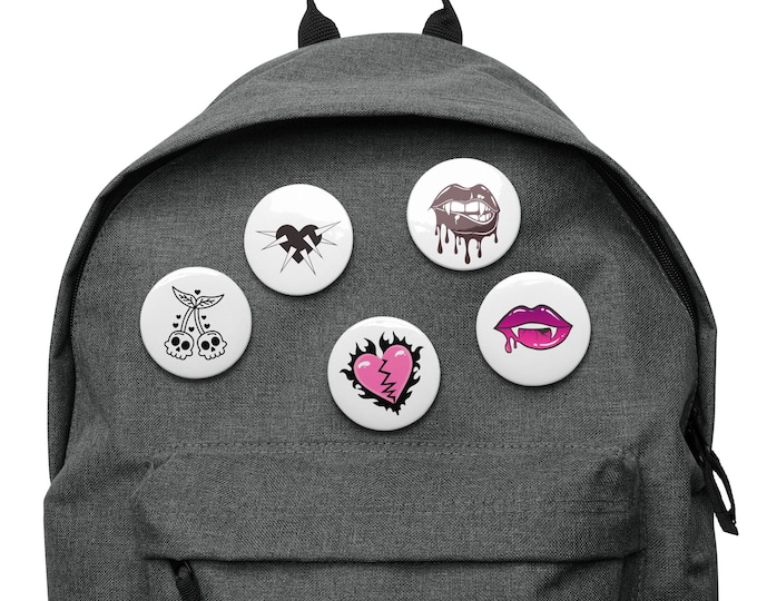 Gothic Beauty Set of 5 pins buttons