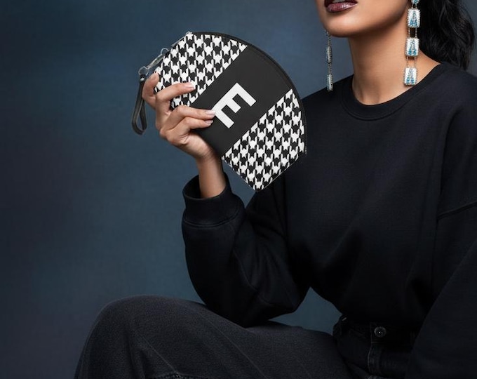 Black, and White Houndstooth patterned Makeup Bag, Personalized with Initial E, Her Makeup bag, Initialized