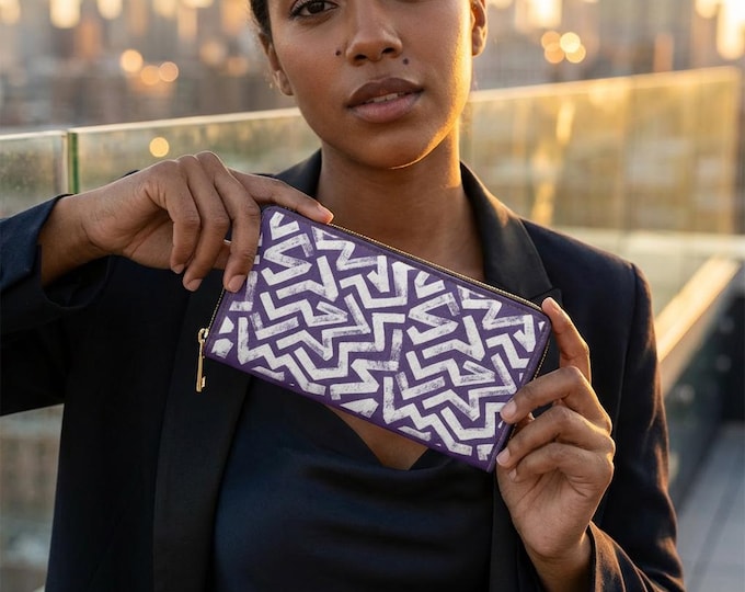 Purple and White Geometric Star Pattern Zipper Wallet | Abstract Monochrome Design