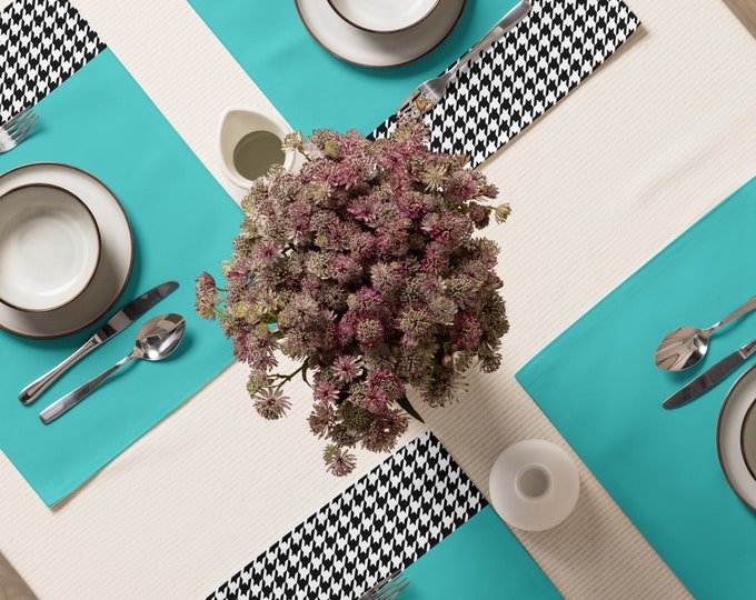 Turquoise with Houndstooth Pattern Breakfast, Lunch, Dinner Placemat Set