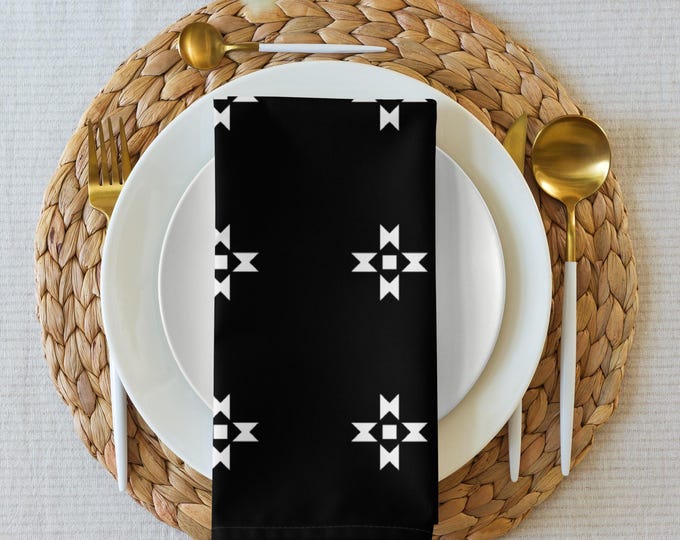 Black and White Native Stars  pattern 4 pack Cloth napkin set