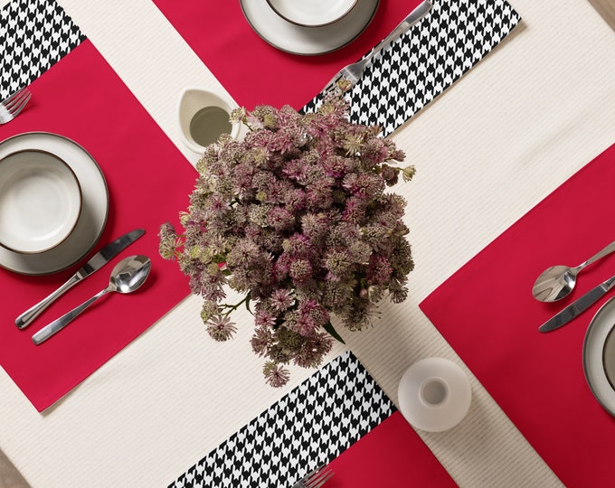 Red with Houndstooth Pattern Breakfast, Lunch, Dinner Placemat Set
