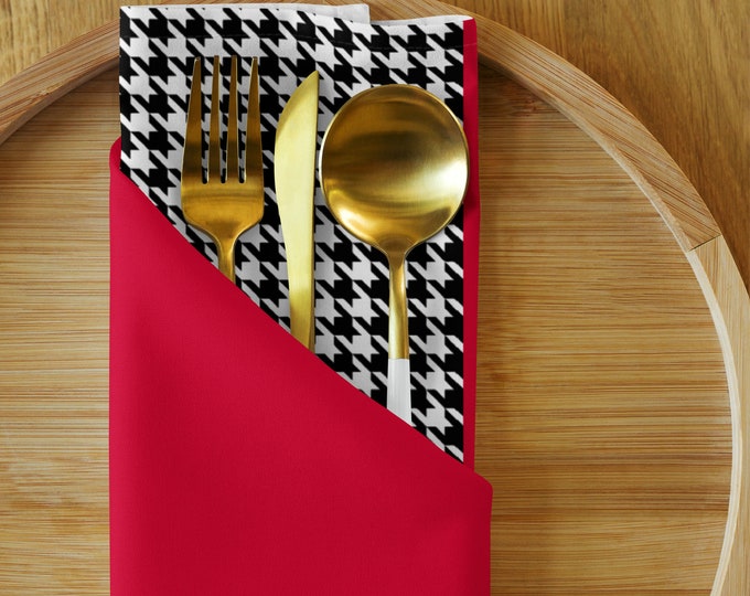 Red with Houndstooth Pattern, Breakfast, Lunch, Dinner 4 pack Cloth Kitchen Napkin set