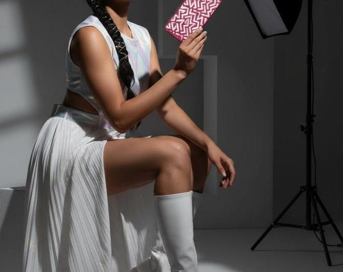 Fuchsia White Geometric Star Pattern Zipper Wallet | Abstract Monochrome Design