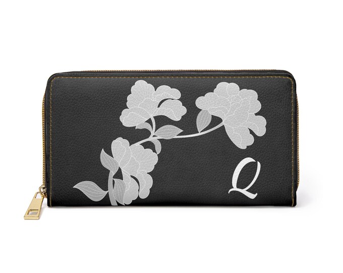 Black and White Womens Floral Wallet, Personalized with initial Q, Zippered