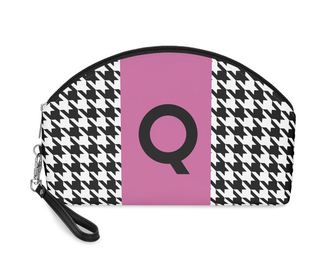 Pink, Black, and White Houndstooth patterned Makeup Bag, Personalized with Initial Q, Her Makeup bag, Initialized