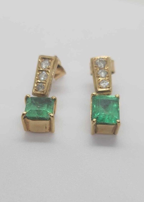 Natural GIA Certified Colombian Emerald Earrings 1