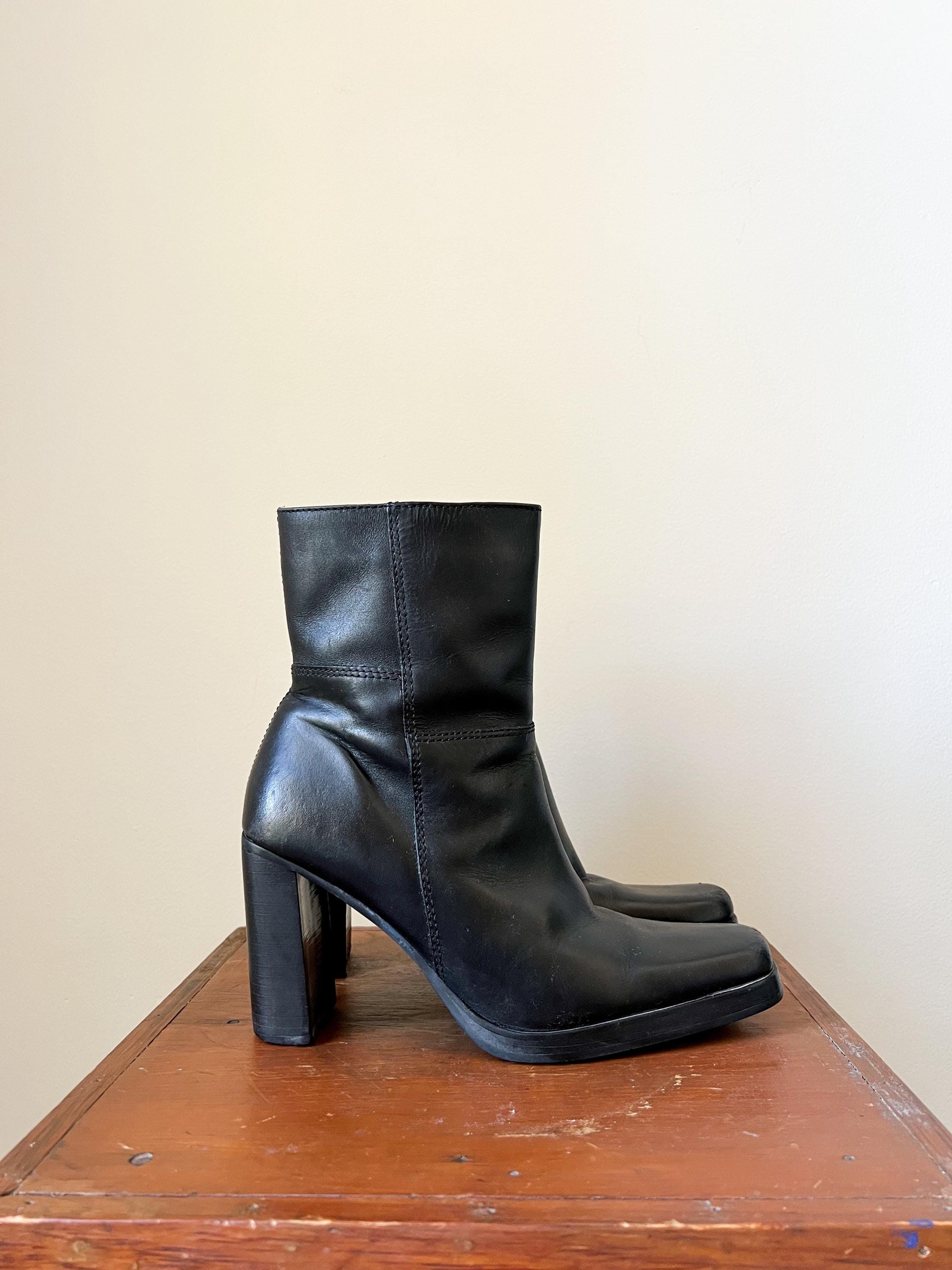 2000s Boots - Etsy Canada