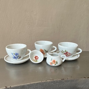 ECHELLE/SCALE 1/12 - SERVICE A THE OU CAFE EN PORCELAINE (MAISON DE