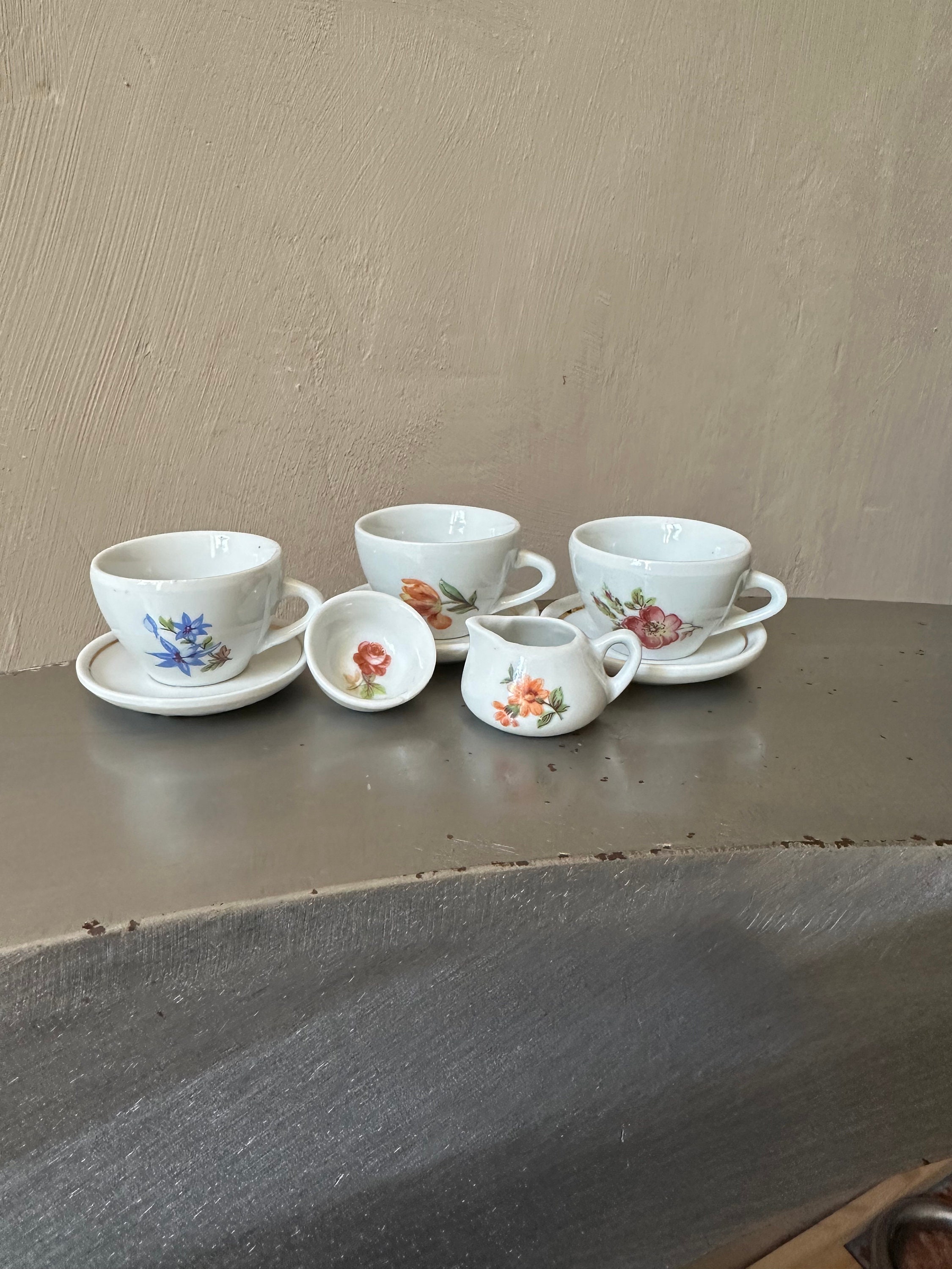 ブレ−マ−＆シュミット　ヴィンテージ　カップ＆ソ−サ−　ドイツ製 ブレ−マ−＆シュミット ヴィンテージ カップ＆ソ−サ− ドイツ