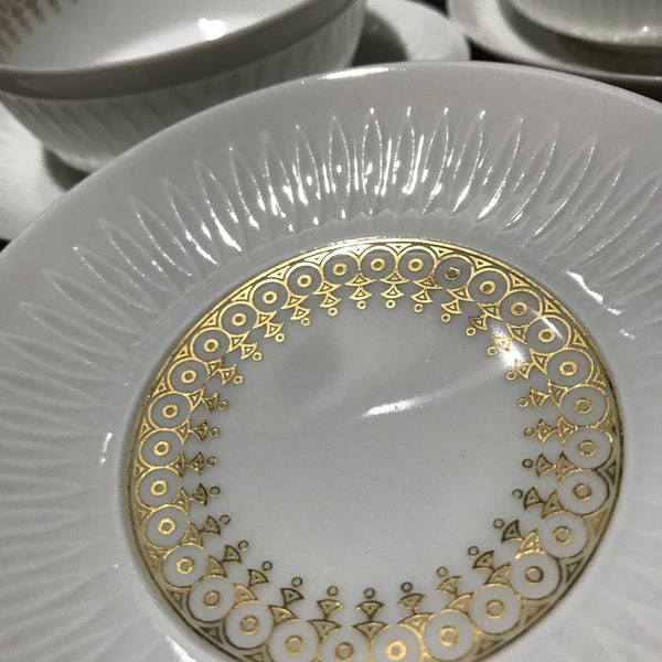 Lorenz Hutschenreuther Tirschenreuth Germany set of 4 saucers and 5 cups vintage porcelain fine festive decoration gold and white