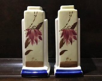 pair of art deco vases decoration desert pink flower marked BIHL Czechoslovakie Spritzdekor registered model