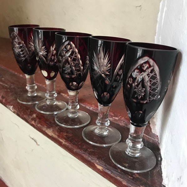 set of 5 glasses with cut crystal liquor decoration Schleuderstern enamel Boho red burgundy