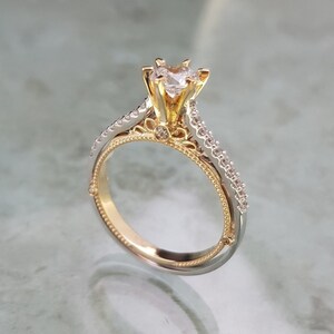 Hand geschnitzte Diamant-Verlobungsring