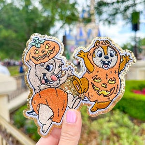 Halloween Chip and Dale Patch. Disney Halloween Patch. Disney Patch. MNSSHP Bag. Halloween character Patch. Pumpkin chip and dale.