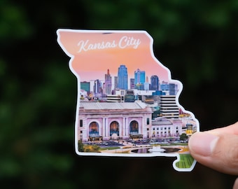 Kansas City, Missouri・3" Waterproof Vinyl Sticker・Vivid Colors・Laptop Sticker・Durable Decal・Traveler Gift・Water Bottle Sticker・Bumper Decal