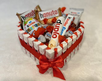 Süßigkeitentorte Torte Pralinen Schokolade Geschenk Geburtstag Muttertag Valentinstag Vatertag Kinder Überraschung Süßigkeiten Ostern