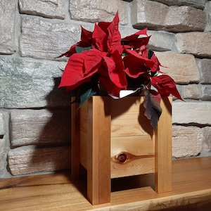 Table Top Plant Holder, Cedar Plant Stand