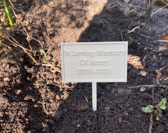 Placa conmemorativa personalizada para mascotas / Homenaje personalizado para jardín para perros o gatos / Regalo de recuerdo por la pérdida de una mascota / Marcador de tumba exterior en el Reino Unido