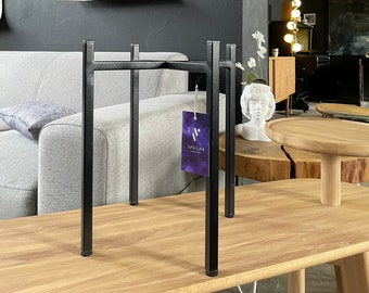 Steel Flower Stand: Modern Industrial Plant Rack (30cm)