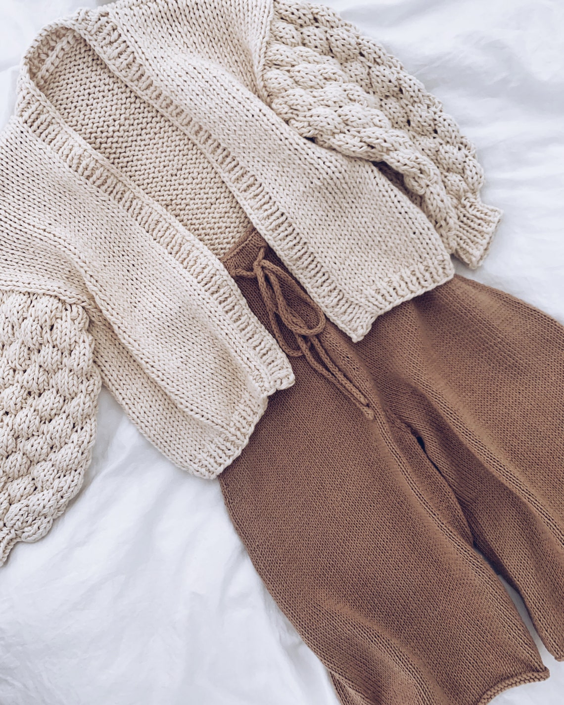 The Bubble Cardigan -  3 Colors main image 0