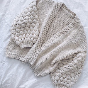 Hubble Bubble Cardigan Light Knitting Pattern