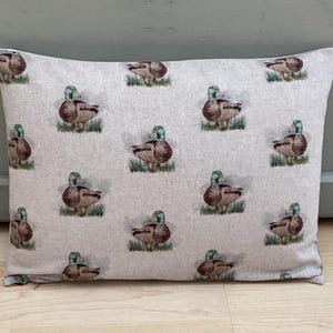 Mallard Ducks game birds&#39; beige, brown linen country oblong bolster lumber home accessories throw cushion cover/sham Pillowcase