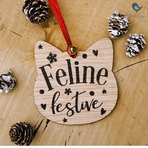 Oak Veneer Cat Face Bauble / Christmas Decoration - Feline Festive - Perfect for any Cat Lover