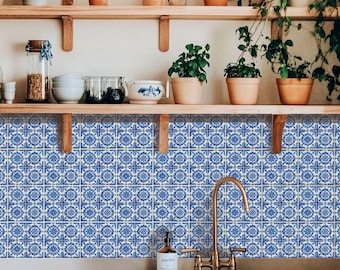 青いポルトガル風装飾モチーフのデカールパターン、剥がして貼れるタイルステッカー、キッチン・バスルームのバックスプラッシュ、取り外し可能なデカール