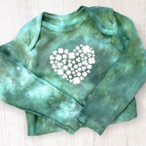 SHAMROCK heart shirt St Patricks Day kids shirt cute Irish kids shirt tie dye kids shirts green tie dye kids shirt