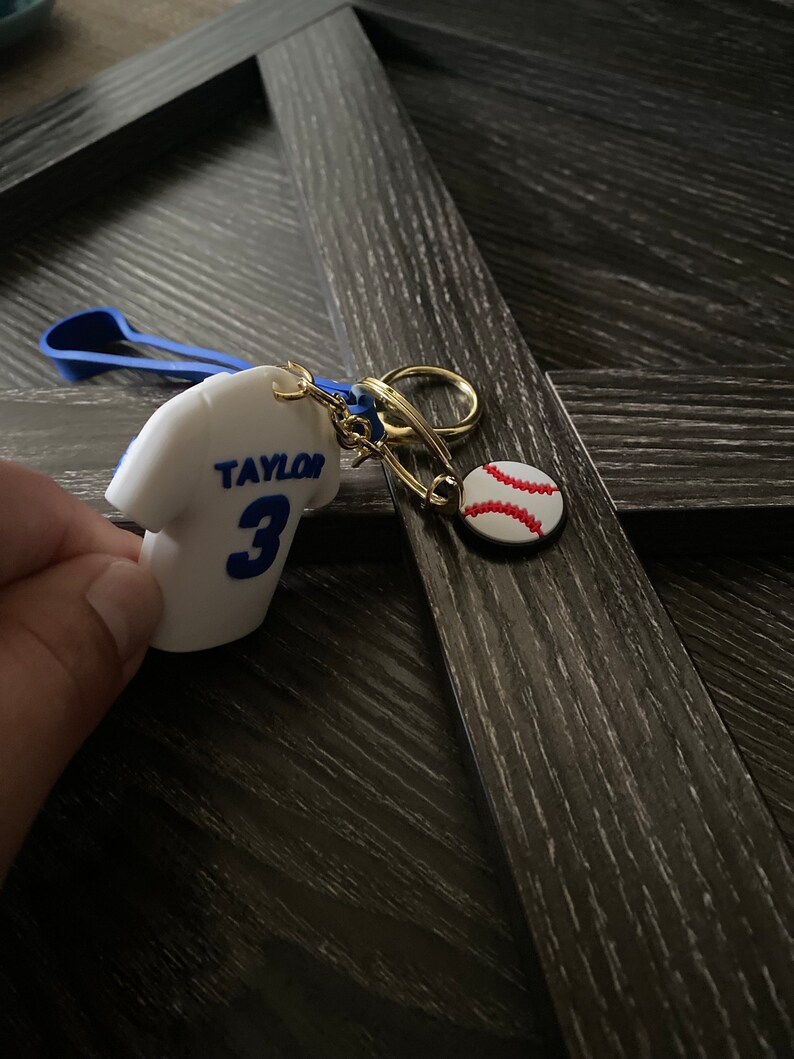 Los Angeles Dodgers 3d Jersey Keychain Baseball Keychain Gift Idea