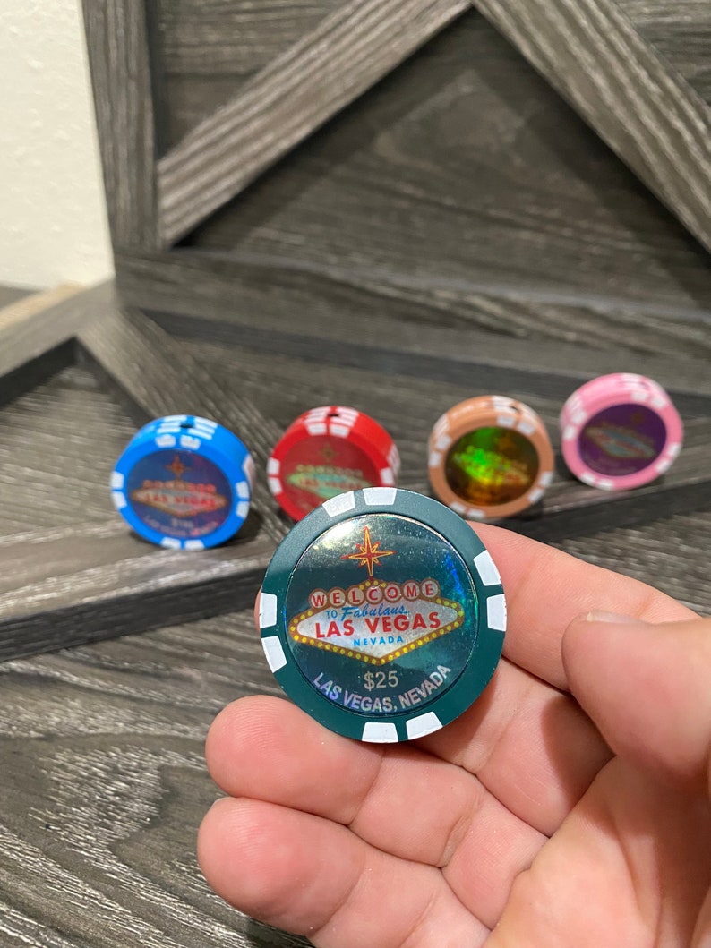 Las Vegas Poker Chip Refillable Torch Flame Inflatable Cigarette Chip