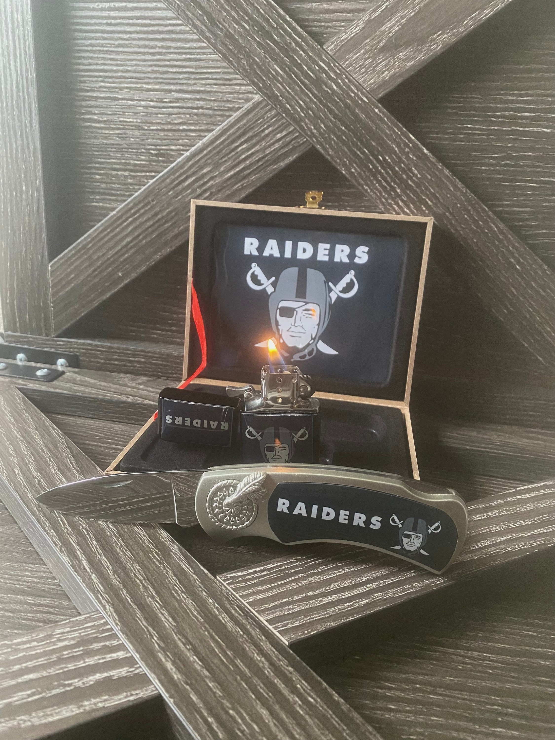 Las Vegas Raiders Zippo Lighter