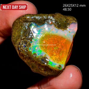 Opal Rough Gemstone, Natural Crystal Opal Welo Fire Opal, Flashy Fire, Specimens Ethiopian Opal Raw, Oil Opal Rough 48.5 Cts 26X25X12 mm