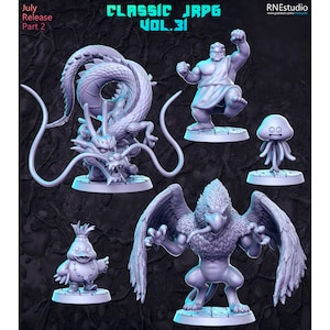 Peut inclure: Un ensemble de cinq figurines miniatures imprimées en 3D, comprenant un dragon, un guerrier, une méduse, une créature ressemblant à un oiseau et une petite créature ressemblant à un oiseau. Les figurines sont toutes peintes en gris clair et sont placées sur un fond gris foncé. Le texte "CLASSIC JRPG VOL.31" est imprimé en blanc en haut de l'image.
