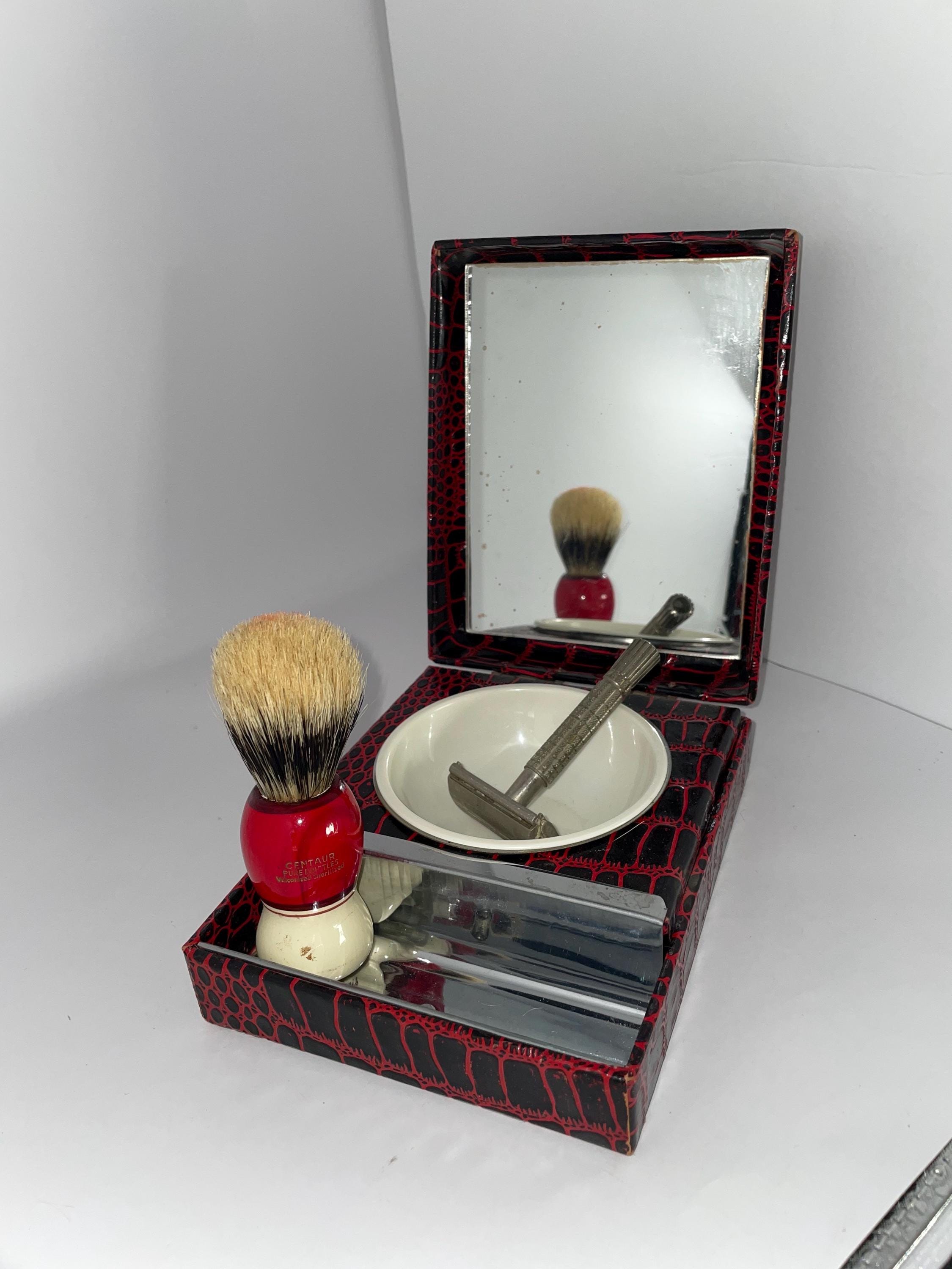 Travel Shaving Kit With Razor, Bowl, Brush & Mirror in Case
