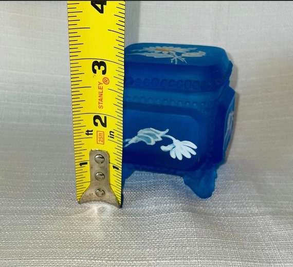Westmoreland Satin Blue Glass Trinket Box handpai… - image 4