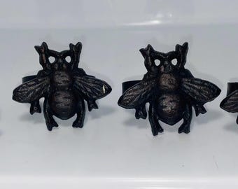 Rustic Farmhouse Cast Iron Honey Bee Napkin Holder - Set of 4