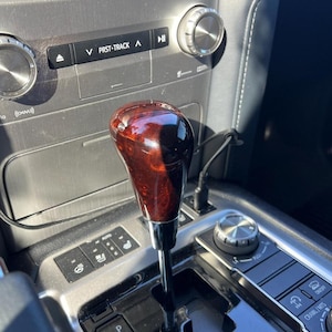 TOYOTA Custom Made Walnut Burl Wood Gear Shift Knob M8x1.25 Automatic Transmission